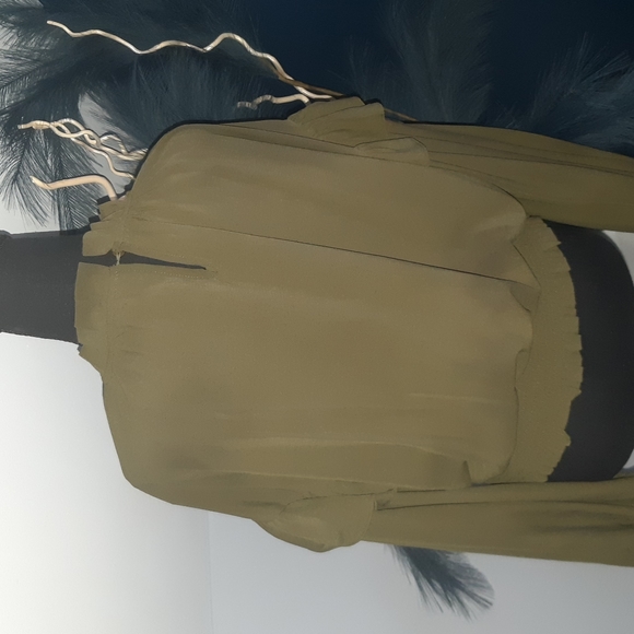 Army Green Ruffled sleeve blouse - Picture 4 of 4